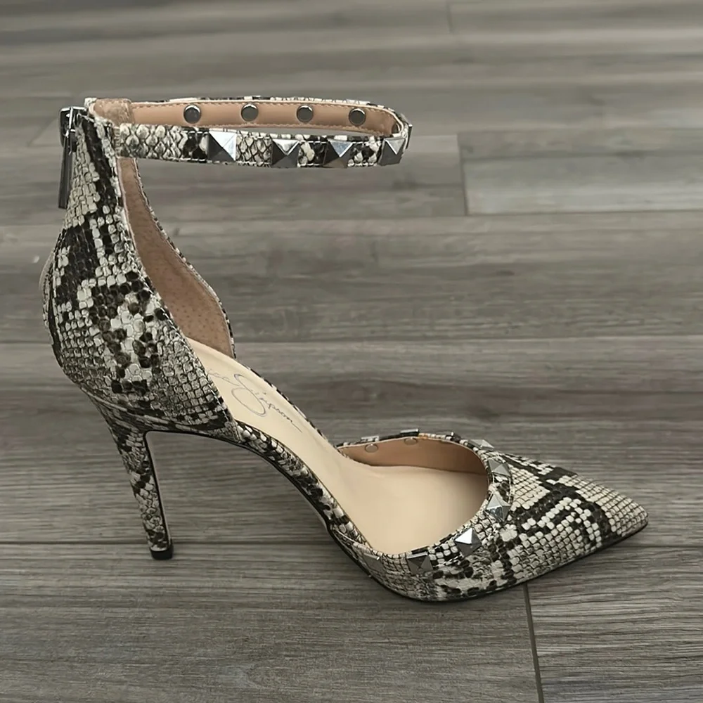 Jessica Simpson Elegant Black and White Stiletto Heels with Ankle Strap - Picture 6 of 9